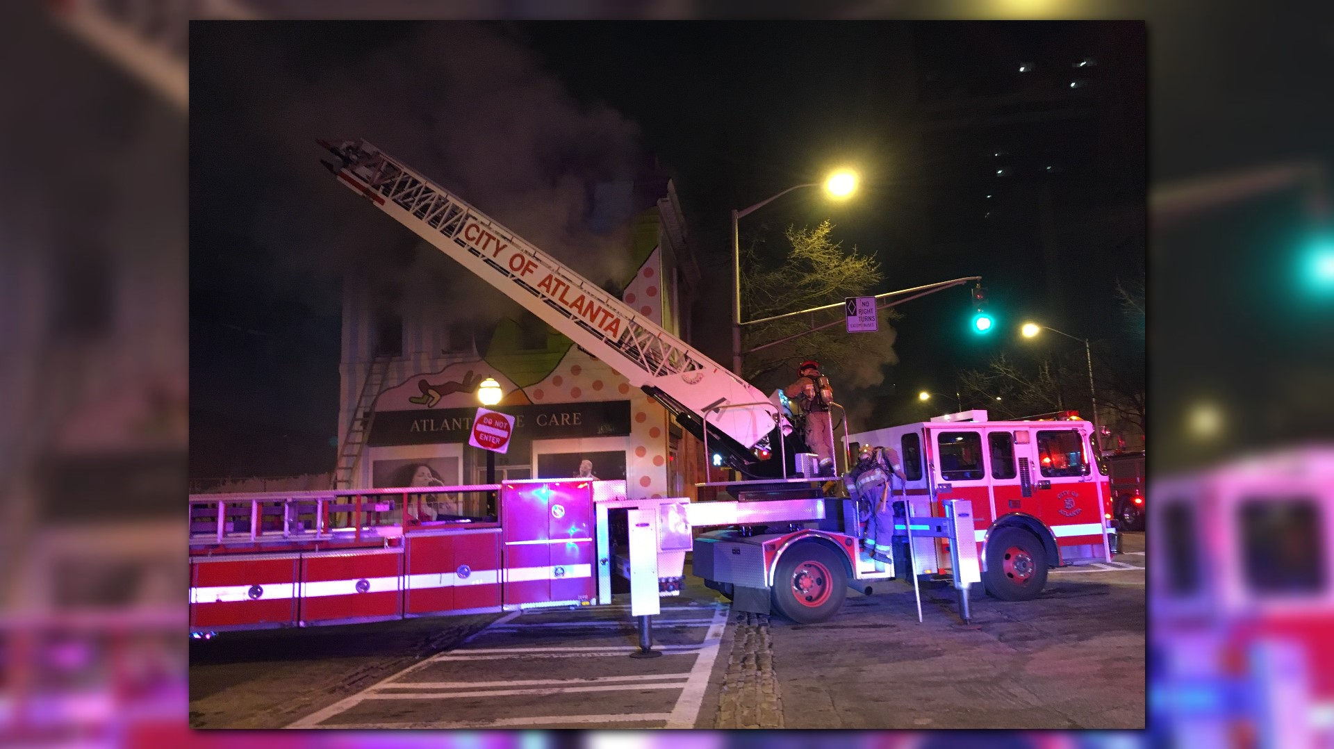 One dead in downtown Atlanta building fire | 11alive.com